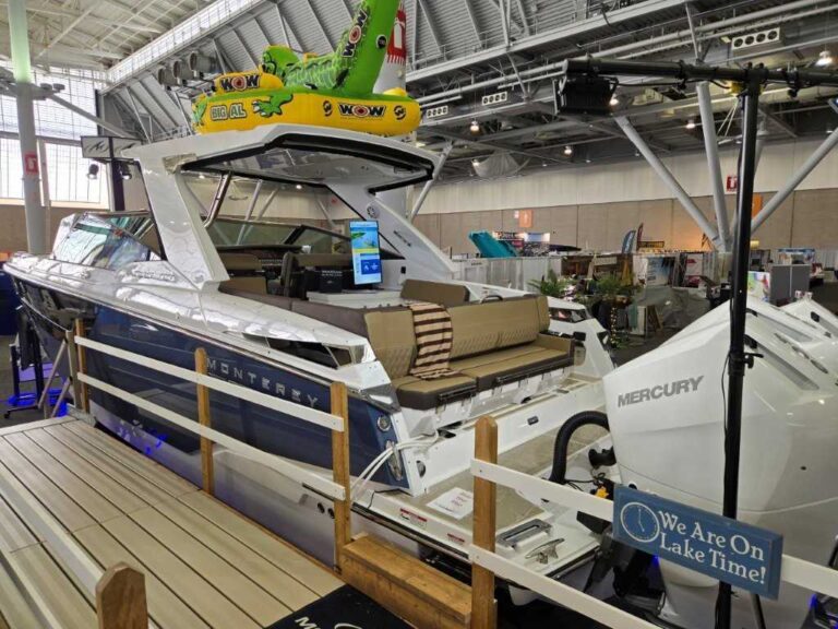 2025 Monterey 385SS - Triple V10 - Joystick US-RGFCP192J425 [photo 3]